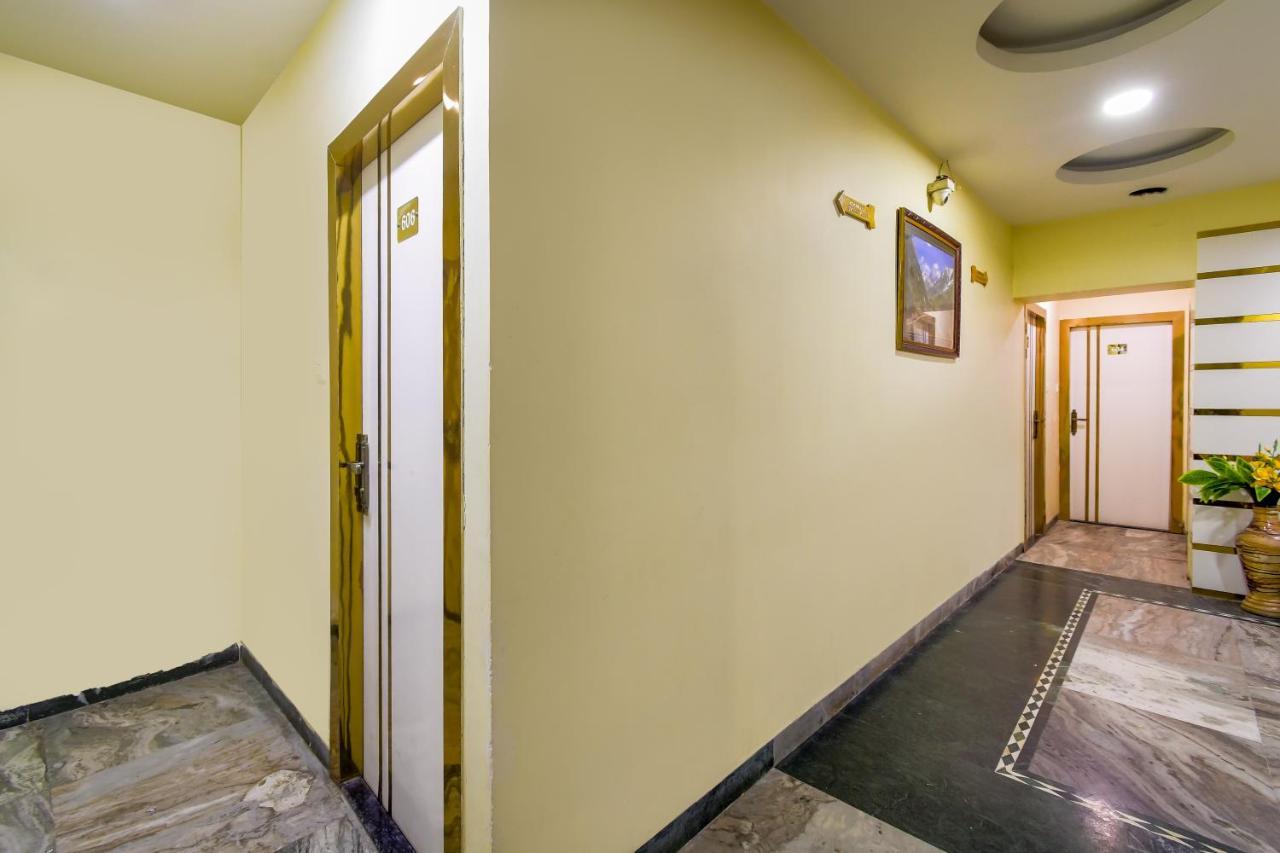 Hotel N S International Калькутта Экстерьер фото