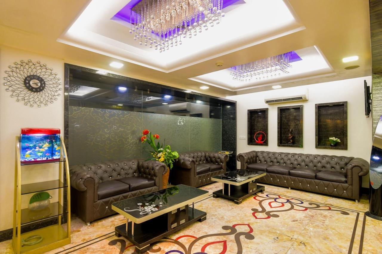 Hotel N S International Калькутта Экстерьер фото
